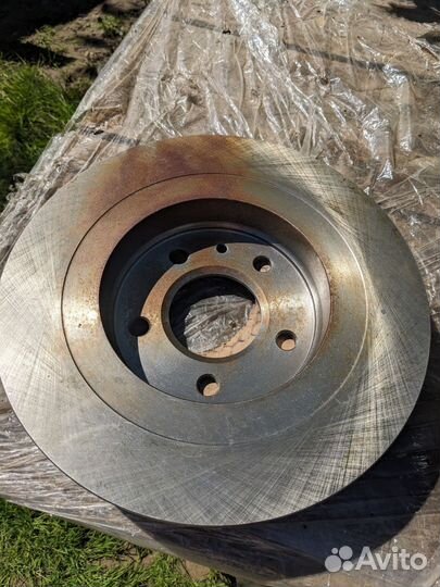 Тормозные задние диски на Шевроле
