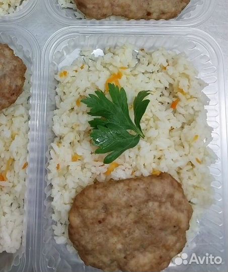 Рис, шницель куриный