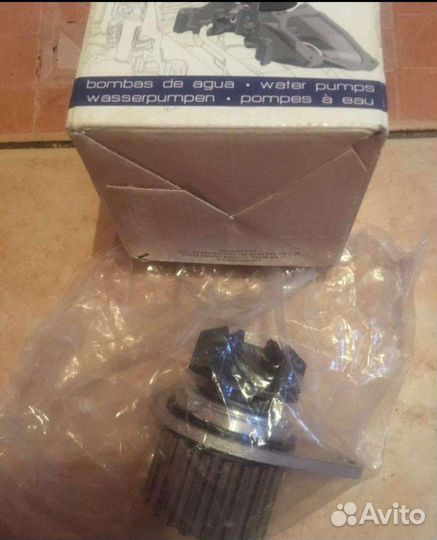 Помпа водяной насос Италия Новый н. С 110