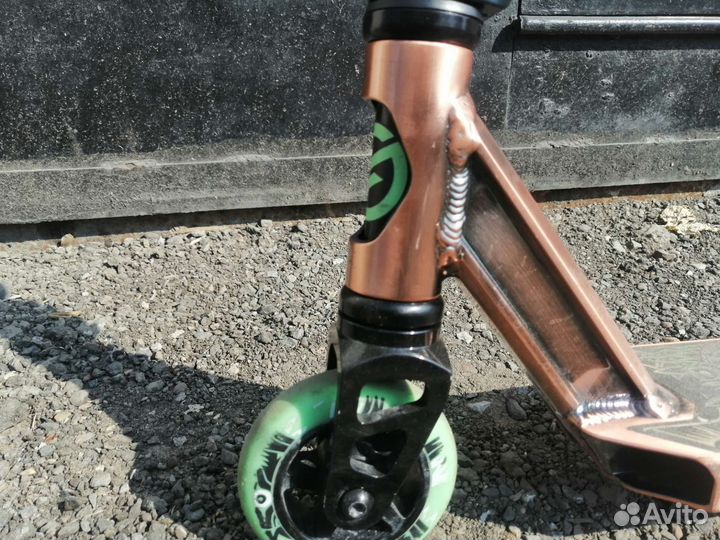 Трюковый самокат