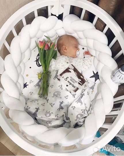 Детская кровать с бортиком