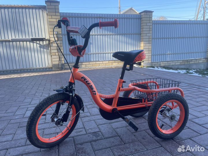 Детский велосипед трехколесный Rush hour