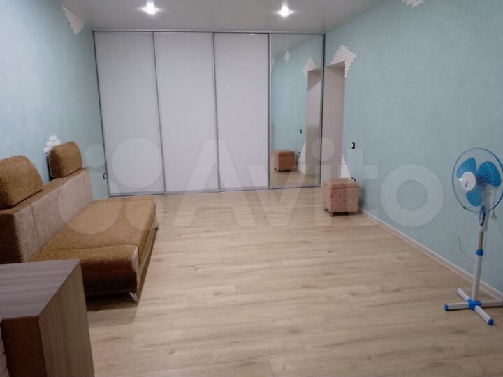 1-к. квартира, 57 м², 4/10 эт.