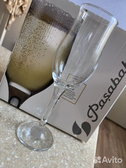 Бокалы для шампанского