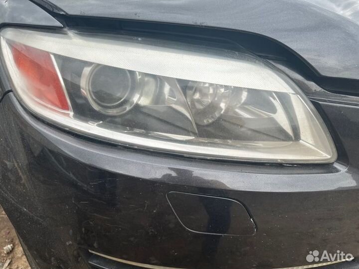 Фара правая Audi Q7 BAR 2007
