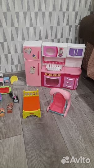 Мебель для кукольного домика