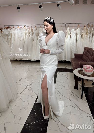 Свадебное платье рыбка в стиле минимализм