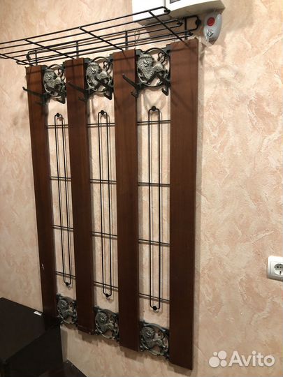 Вешалка настенная СССР из сталинки в прихожую Лев