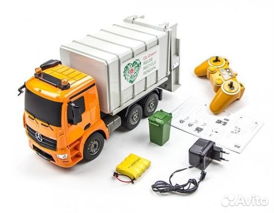 Радиоуправляемый мусоровоз Double E Mercedes-Benz