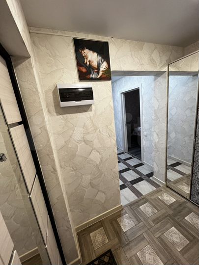 2-к. квартира, 53 м², 8/10 эт.