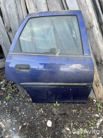 Дверь правая задняя и передняя и крыло opelvectra