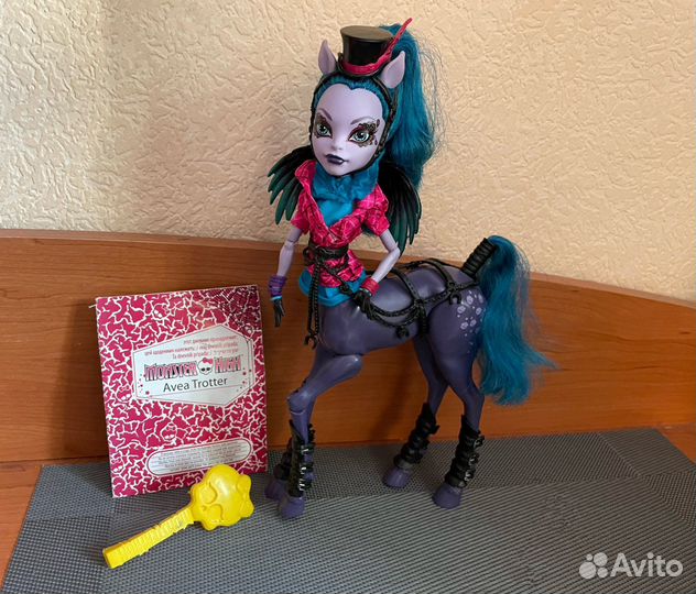 Кукла Монстр Хай Авиа Троттер базовая