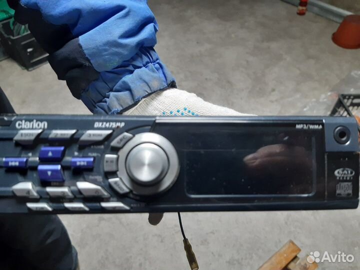 Авто магнитола clarion