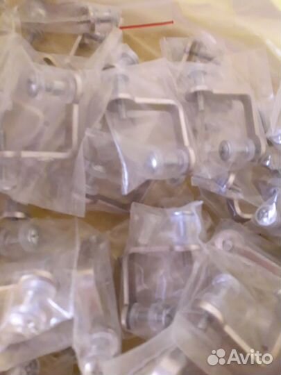 Крепление для мебели из стекла