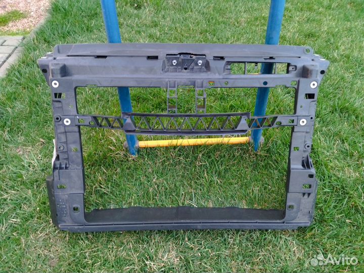 Панель радиатора Volkswagen Polo 2013г