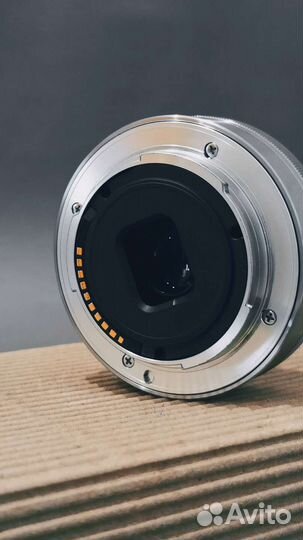 Объектив Sony 16mm f/2.8 E