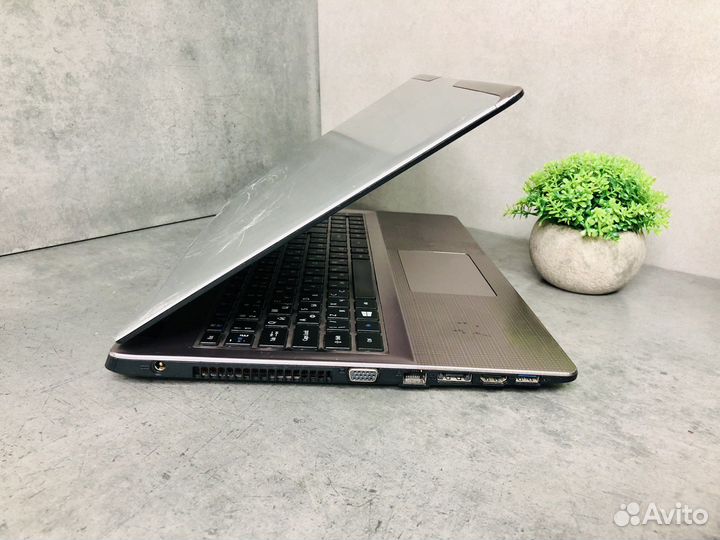 Ноутбук DNS i7 RAM 8gb GeForce 740M SSD и HDD