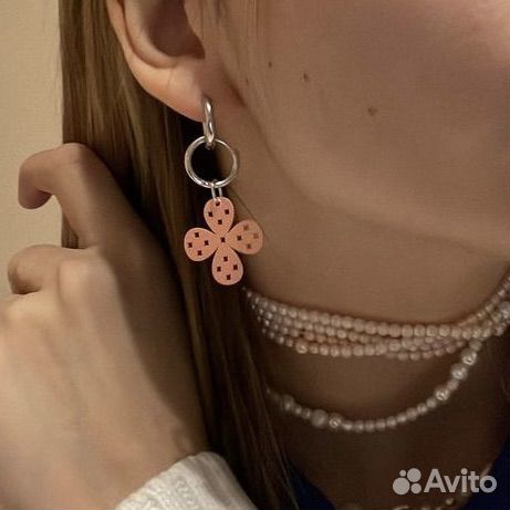 Моно-серьга Alvaar