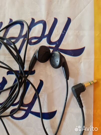 Наушники Sony