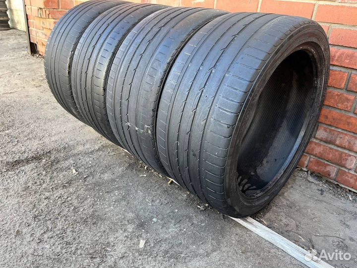 Yokohama Advan Sport V107 295/35 R21