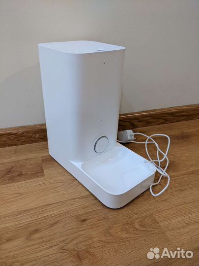 Автоматическая кормушка для животных Petkit