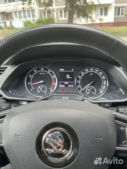 Панель приборов skoda superb 3