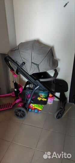 Прогулочная коляска