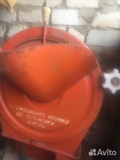 Крупорушка зернодробилка