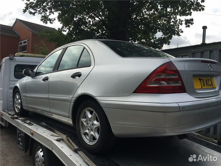 Разбор на запчасти Mercedes C W203
