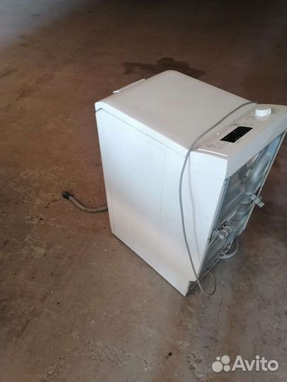 Стиральная машина с верхней загрузкой electrolux