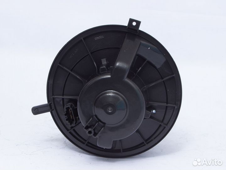 Моторчик печки VAG для VW Passat B6 Audi A3, A4