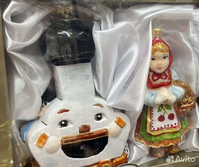 Елочные игрушки Irena