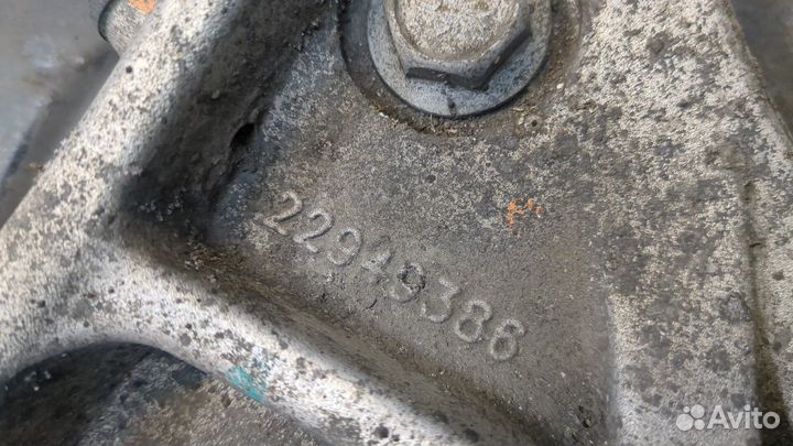 Ступица (кулак, цапфа) левая задняя Opel Insignia