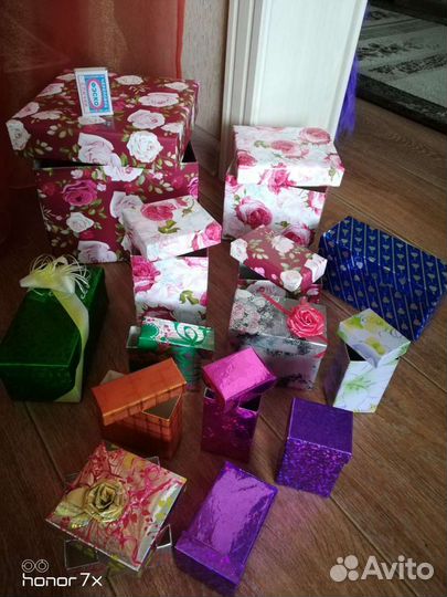 Коробки подарочные