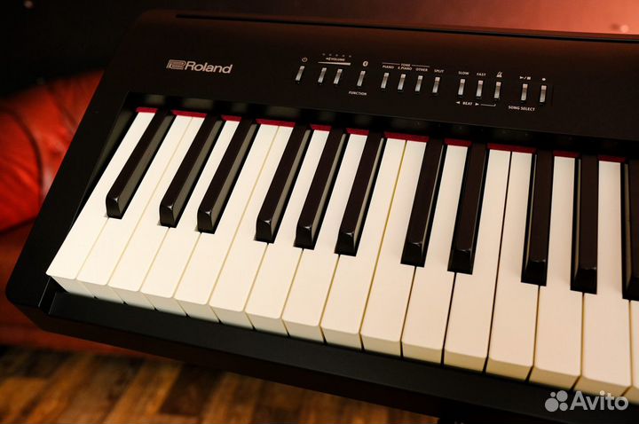 Цифровое Пианино Roland (комплект)