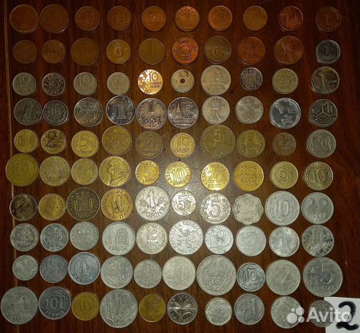 100 иностранных монет без повторов