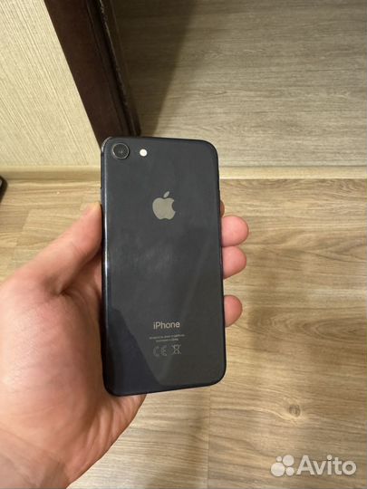 iPhone 8, 64 ГБ