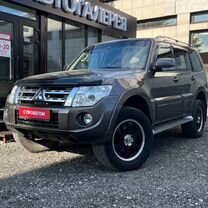 Mitsubishi Pajero 3.2 AT, 2012, 310 898 км, с пробегом, цена 2 100 000 руб.