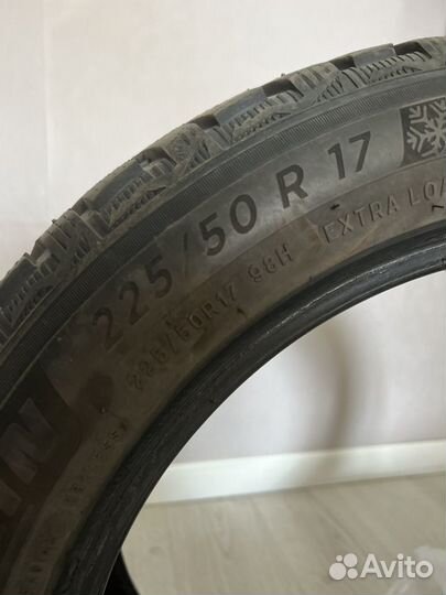 Michelin X-Ice North 4 225/50 R17