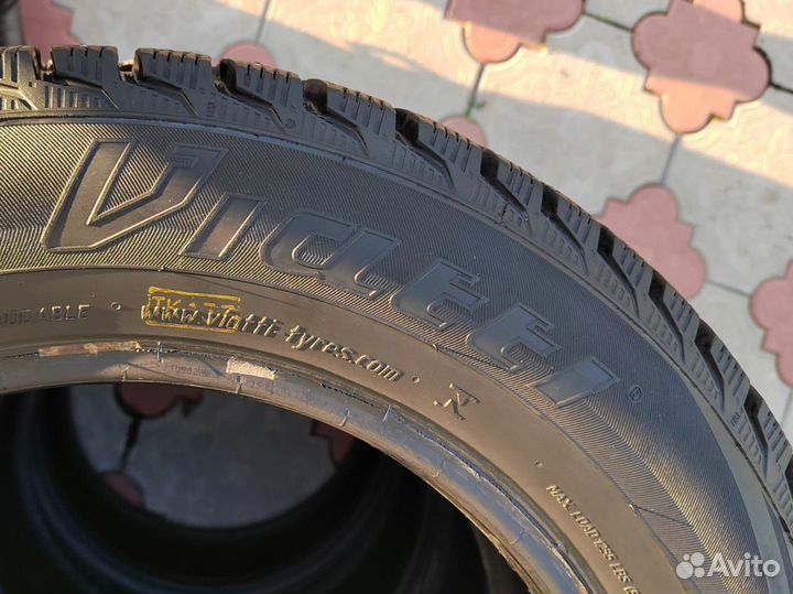 Viatti Brina Nordico V-522 185/65 R15 82T