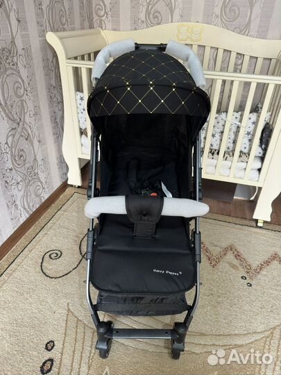 Коляска прогулочная новая с перекидной ручкой