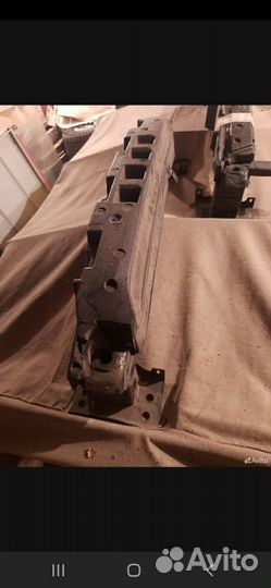 Абсорбер пер бампера tiguan