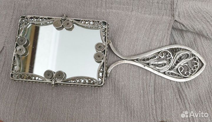 Винтажное зеркальце