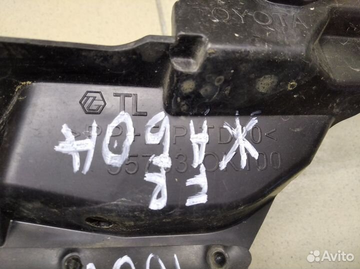 Кронштейн (сопут. товар) Fortuner 2015