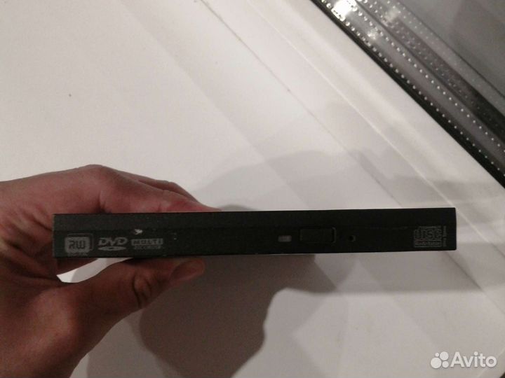 Ноутбучный дисковод