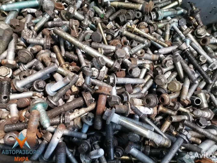 Болт Mercedes-Benz M-Класс W164 2007