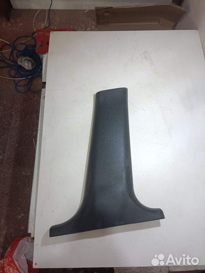 Обшивка центральной стойки правая Chevrolet Lanos