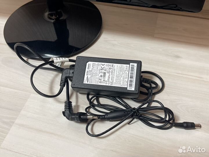 Монитор Samsung 23