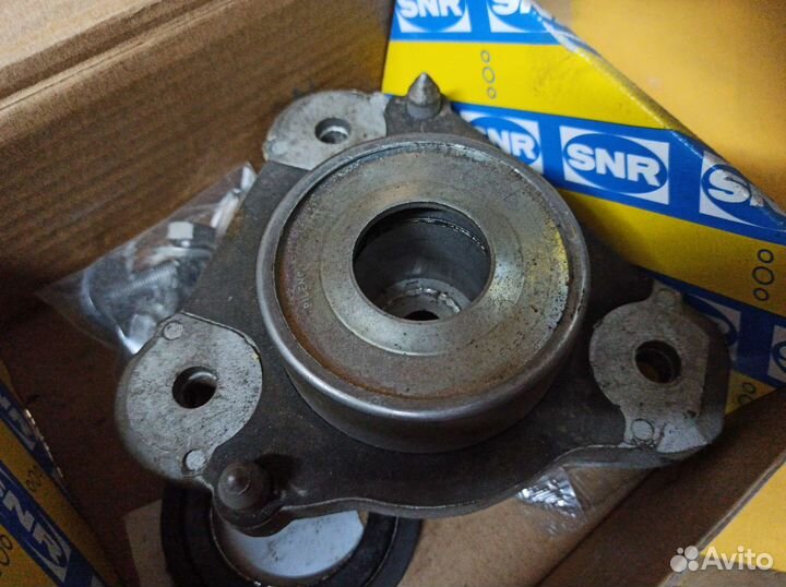 Опора переднего амортизатора