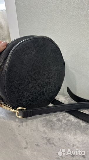 Сумка furla кожа черная с ремнем